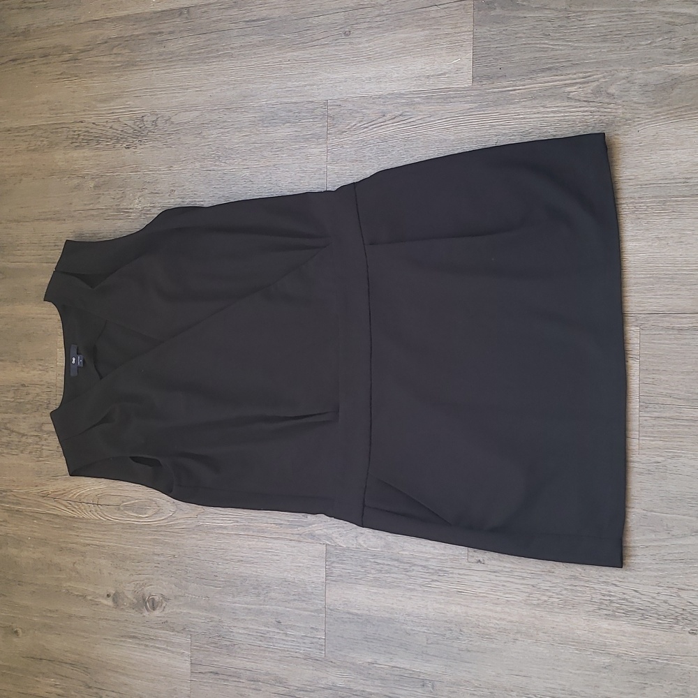 Gap black dress